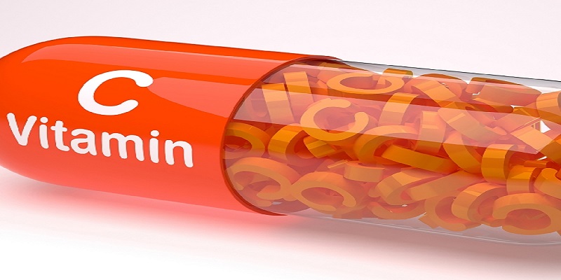 Khi nào cần sử dụng vitamin C cho gà